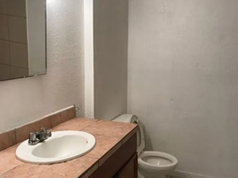 8122 Autumn Ln — Photo 2