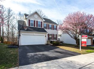 19521 Bowman Ridge Dr, Germantown, MD 20874