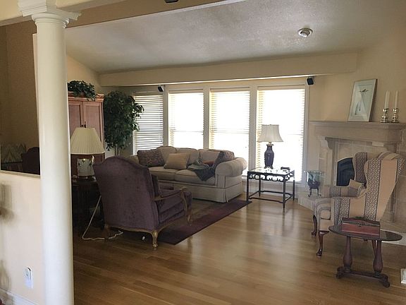 4th image of 3922 Orchard Ct