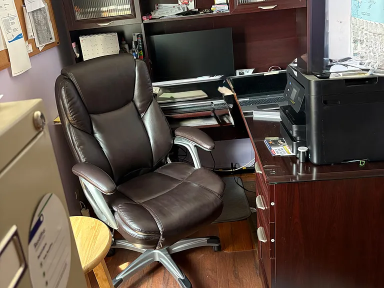 Office Room/Den