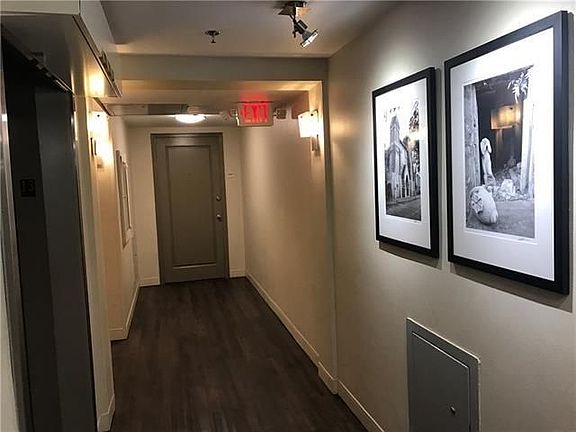 3rd image of 1205 Saint Charles Ave APT 1310