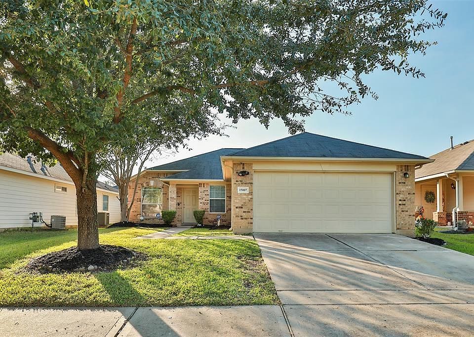 1st image of 15807 Sarasam Creek Ct
