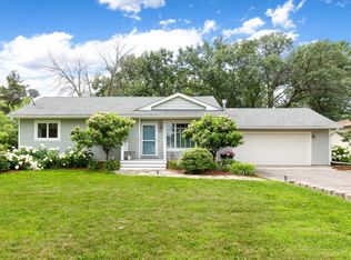 8116 Mount Curve Blvd, Minneapolis, MN 55445