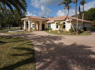 650 E Rambling Dr, Wellington, FL 33414