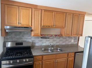 540 Westfield Rd #10C, Russell, MA 01071