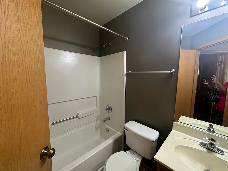 2503 Dickens Dr — Photo 18