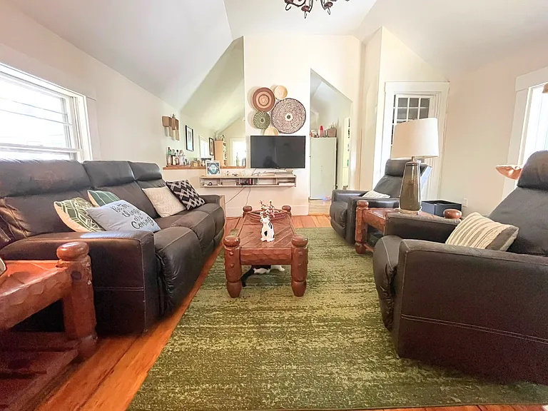 269 Lamartine St #2 — Photo 3