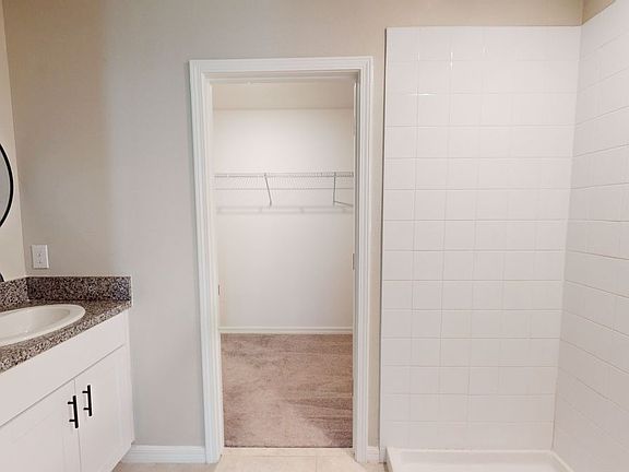 5th image of 14463 English Lavender Dr