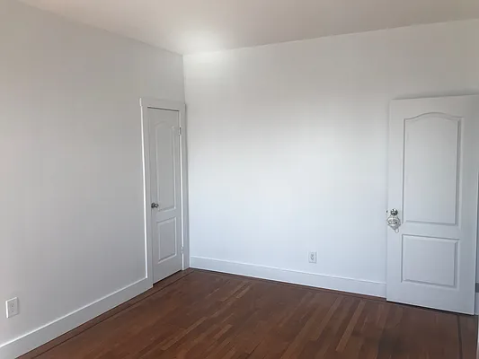 Rented by null | media 7