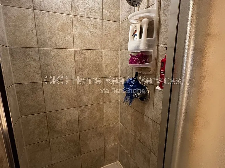 8020 Kaden Rd — Photo 16