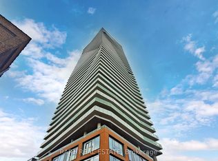 70 Distillery Ln #2403, Toronto, ON M5A 0E3