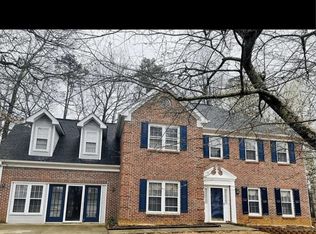 420 Falcon Creek Dr, Suwanee, GA 30024
