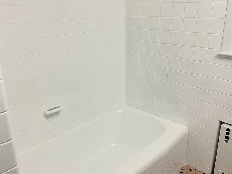 229 Gaston Ave #2 — Photo 8
