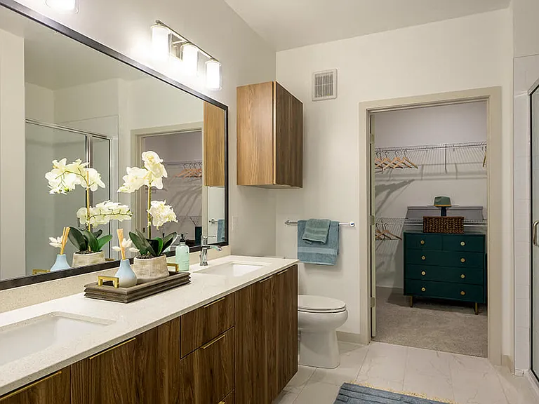 V2 Apartments — Photo 10