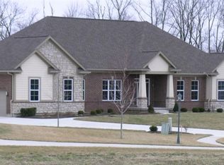 698 Shayna Ln, Dayton, OH 45434