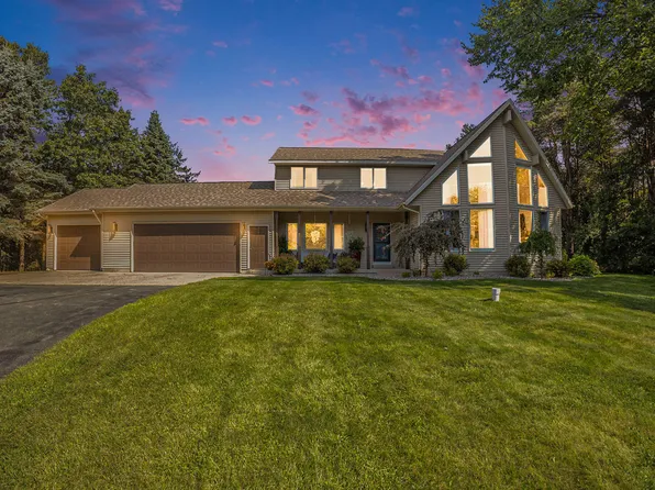 7395 Ten Mile Rd NE, Rockford, MI 49341