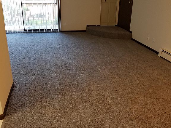 3rd image of 701 W 65th St APT 4