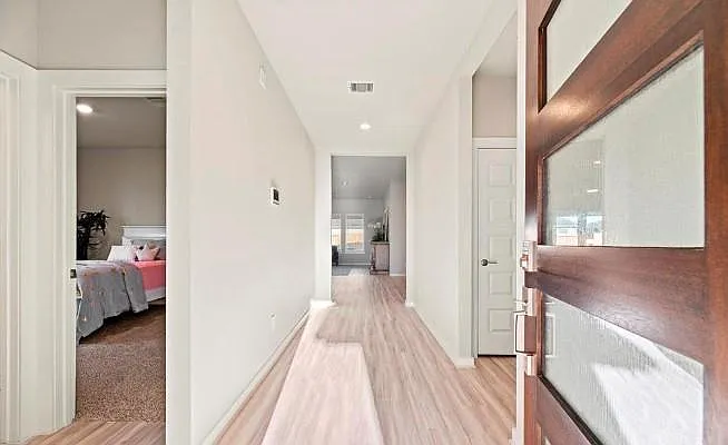 3807 Silver Horn — Photo 3