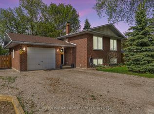 4 Selby St, Innisfil, ON L0L1L0