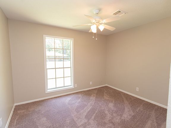 5th image of 2304 Sauvelle Dr