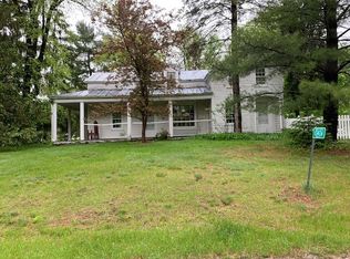 E1426 Rural Rd, Waupaca, WI 54981