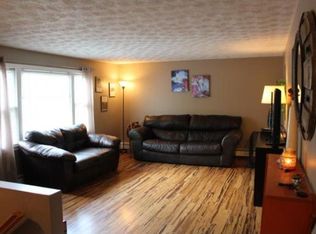 81 Auburn Rd, Londonderry, NH 03053