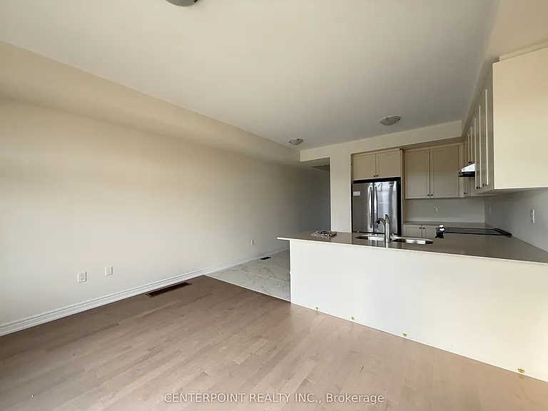 42 Selina Rose St S #107-4 — Photo 8