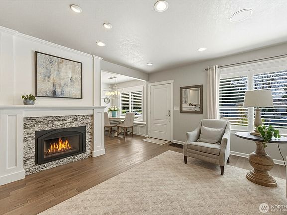 2nd image of 1071 Boyer Avenue
