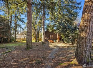 6833 27th Ave NE, Seattle, WA 98115