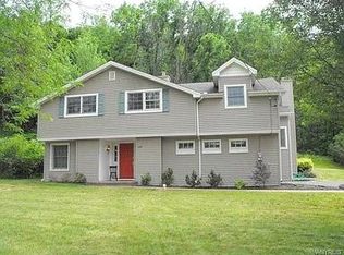 828 Hillside Dr, Lewiston, NY 14092