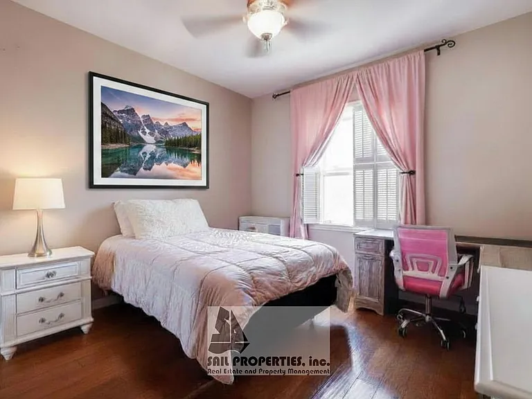 6251 Pacific Pointe Dr — Photo 10
