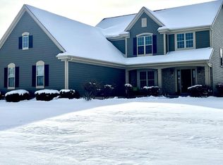 N64W28031 Hickory Hill Dr, Sussex, WI 53089