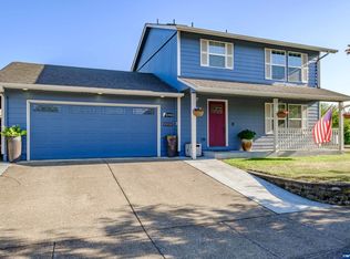 1098 S 10th St, Lebanon, OR 97355