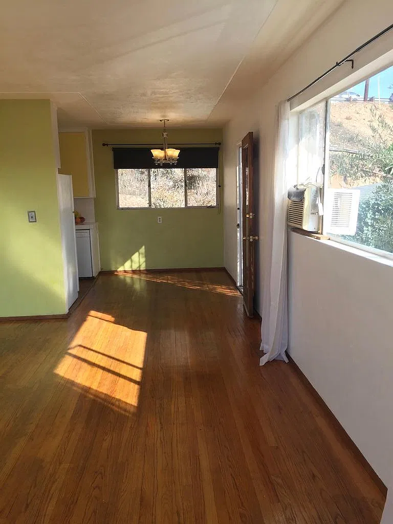3 bed, 1288 sqft, $3,650 — Photo 2