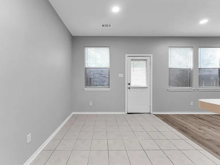 16007 Sandy Path Ln — Photo 21