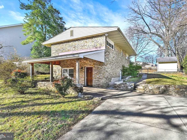 8048 Clark Station Rd, Severn, MD 21144