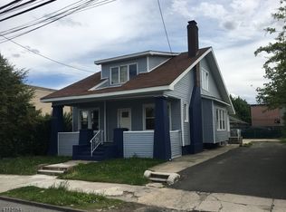 352-354 6th Ave, Paterson, NJ