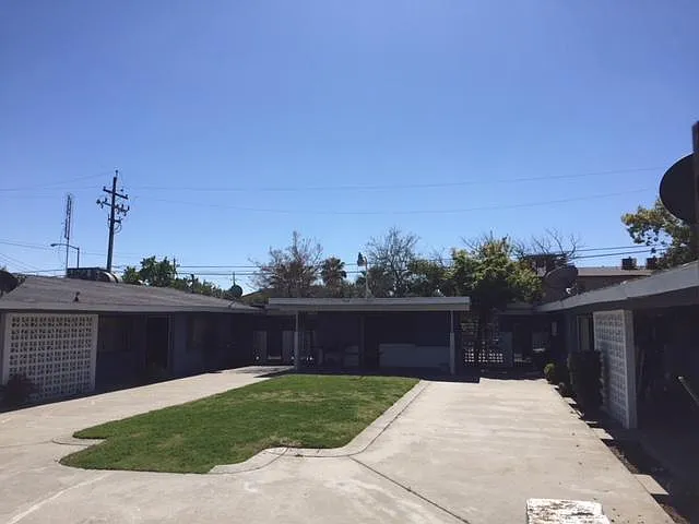 1 bed, 500 sqft, $945 — Photo 2