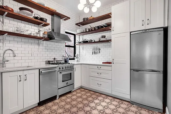 Sold by Engel and Volkers Brownstone Brooklyn | media 3