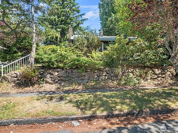 4th image of 11502 29th Avenue SW