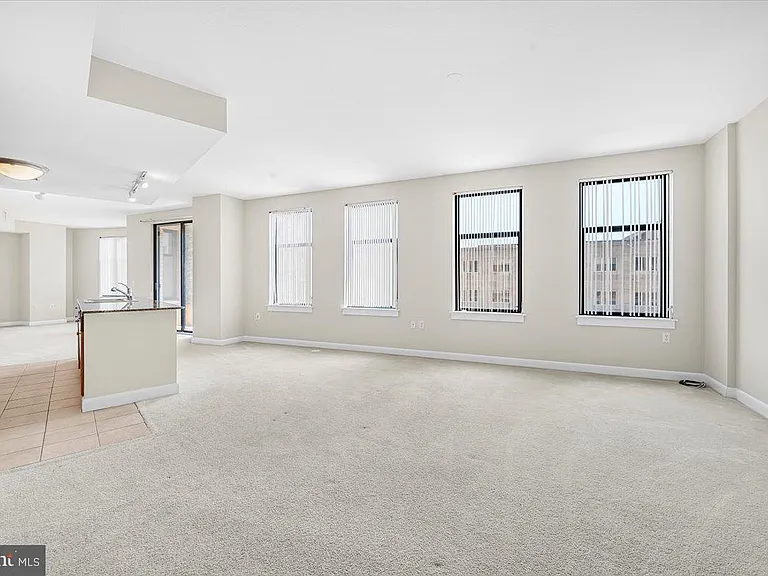 400 Massachusetts Ave NW #820 — Photo 7