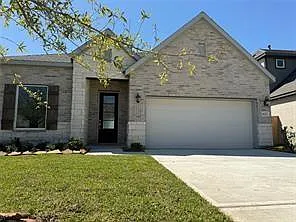 3 bed, 2.0 bath, 1830 sqft, $2,300 — Photo 1