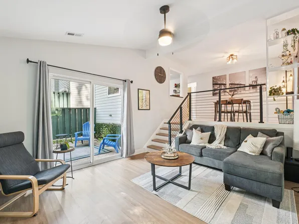 4706 Walden Pond Dr APT B, Raleigh, NC 27604