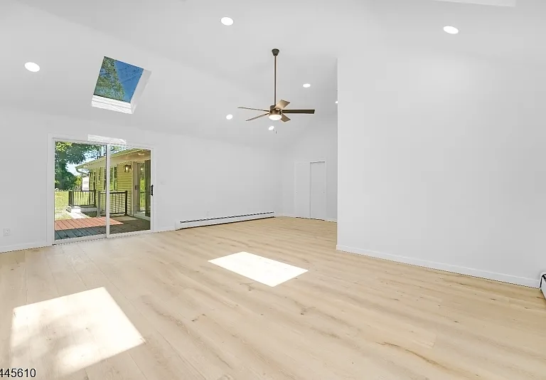 306 Warrenville Rd — Photo 33