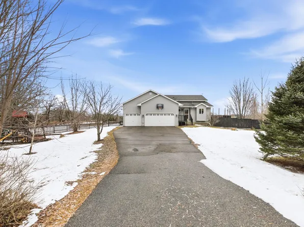30127 105th St, Princeton, MN 55371