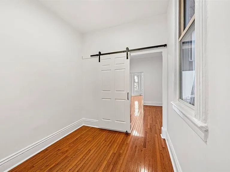 242 Palisade Ave #2 — Photo 6