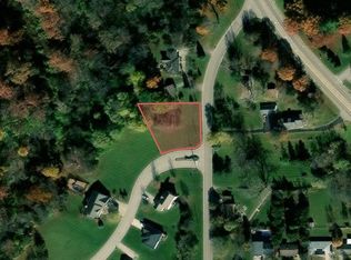 13 Hidden Grove Ln, Spring Valley, IL 61362