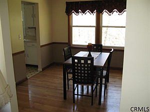 5th image of 47 Fruitwood Dr
