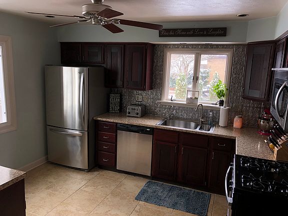 2nd image of 631 James Ave