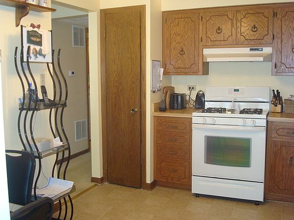 4th image of 8248 W 160th Pl #1E